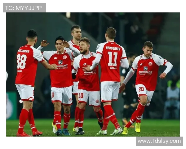 布伦特在对阵雷丁的比赛中展现强大实力成功取得胜利