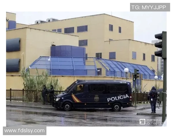 罗马市中心地铁爆炸事件：揭秘背后真相，警方全力追捕凶手