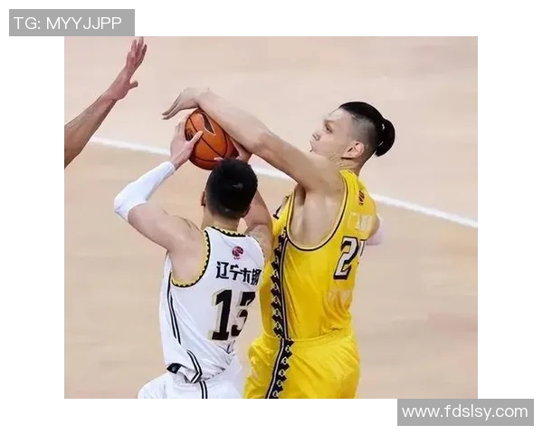 许钟豪的成长之路：从青涩少年到职场精英的奋斗故事