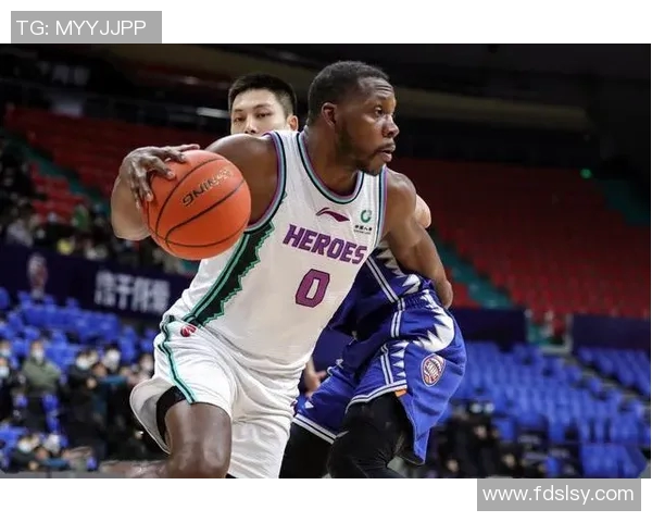 今日直播广州对阵新疆精彩赛事全解析及赛前预测分析 今日直播广州对阵新疆精彩赛事全解析及赛前预测分析