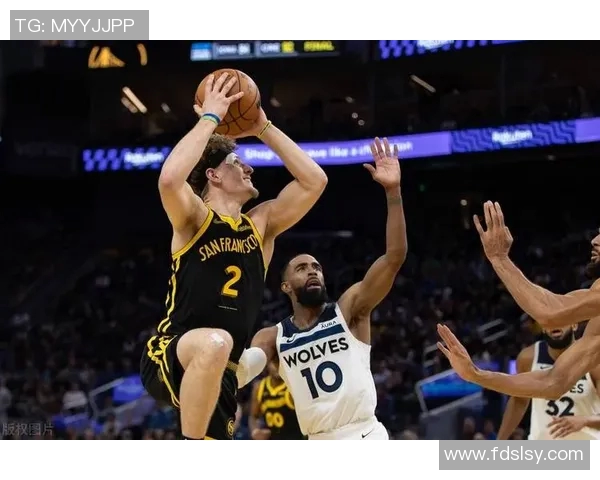 勇士队与老鹰的激烈对决谁能在这场比赛中笑到最后 勇士队与老鹰的激烈对决谁能在这场比赛中笑到最后