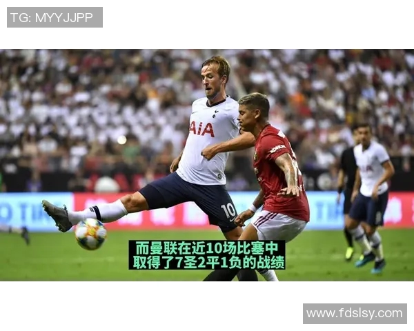 英超激战曼联迎战富勒姆全力争胜力争三分 英超激战曼联迎战富勒姆全力争胜力争三分